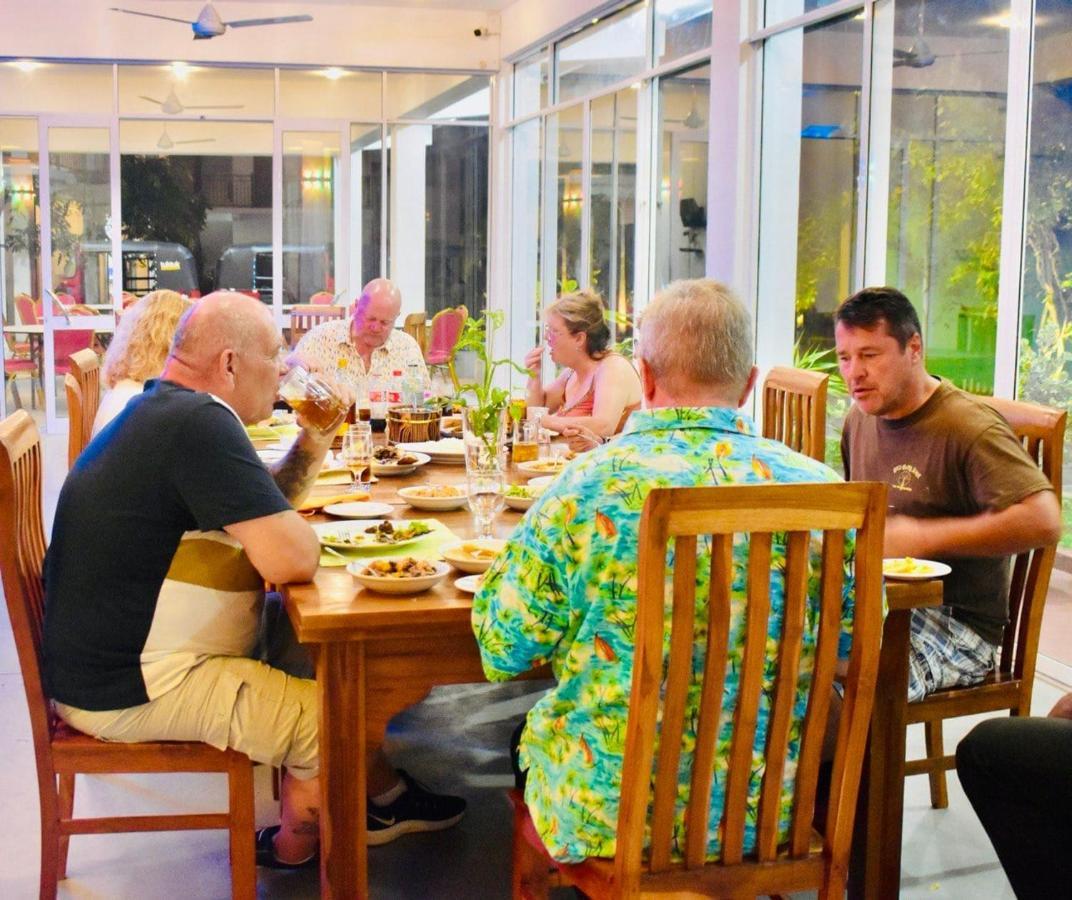 Hotel Summer Haven Polonnaruva Kültér fotó