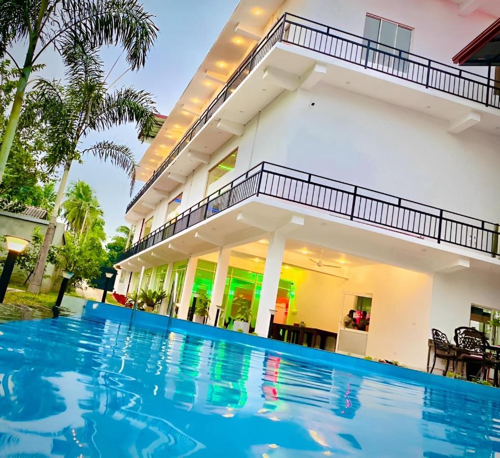 Hotel Summer Haven Polonnaruva Kültér fotó